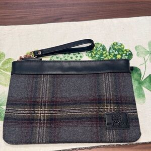 British Bag Company large wristlet nwot